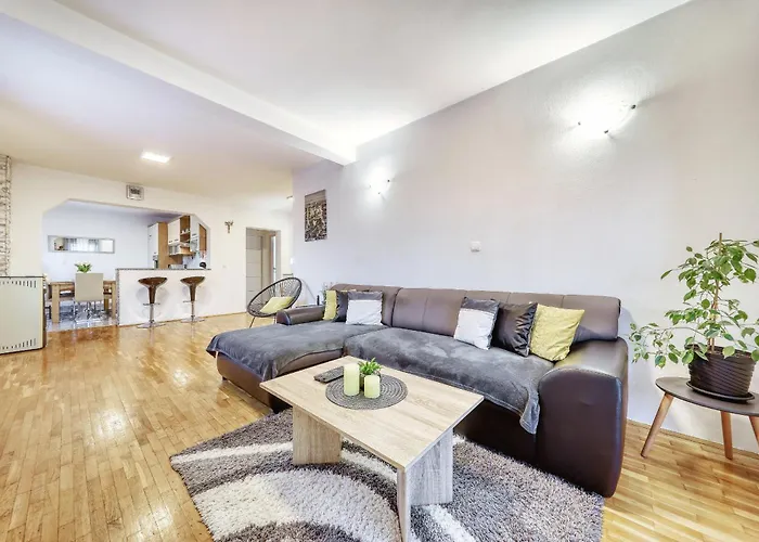 Apartment Pavao Rovanjska