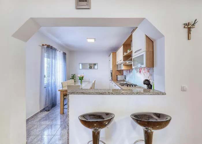 Apartment Pavao *