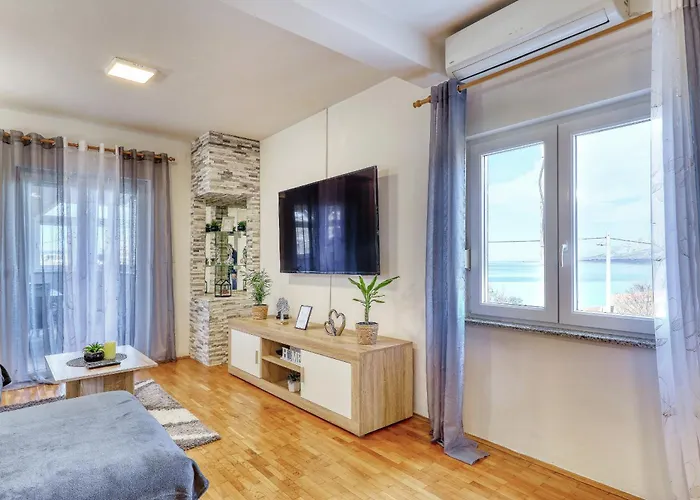 Pavao Apartment *