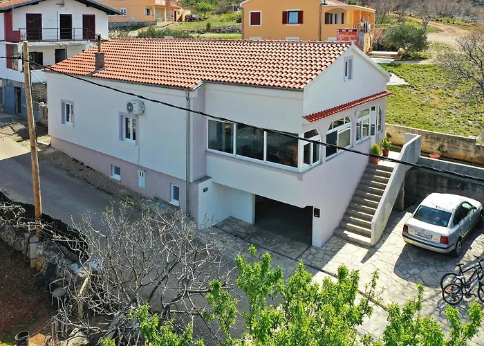 Pavao Apartment *
